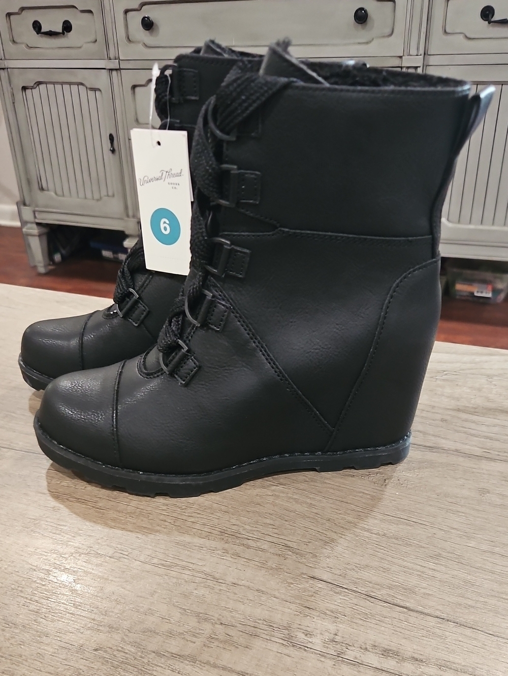Universal Thread Katherine lace-up wedge boots size 6